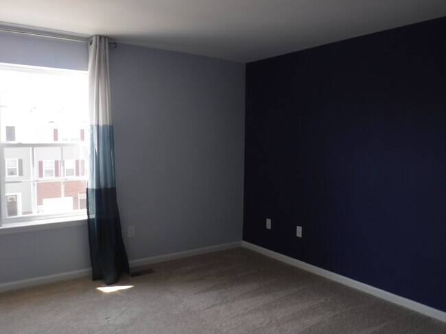 Building Photo - 188 Drexel Ct