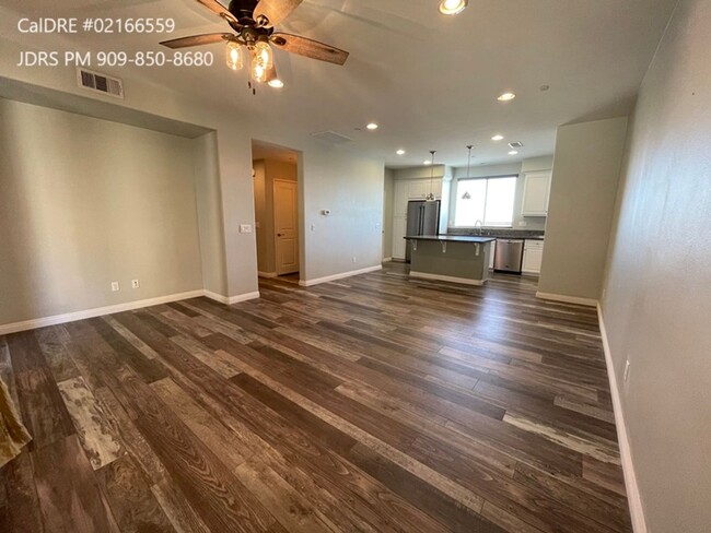 Building Photo - PRICE LOWERED! Mira Loma 3 Bedroom Home