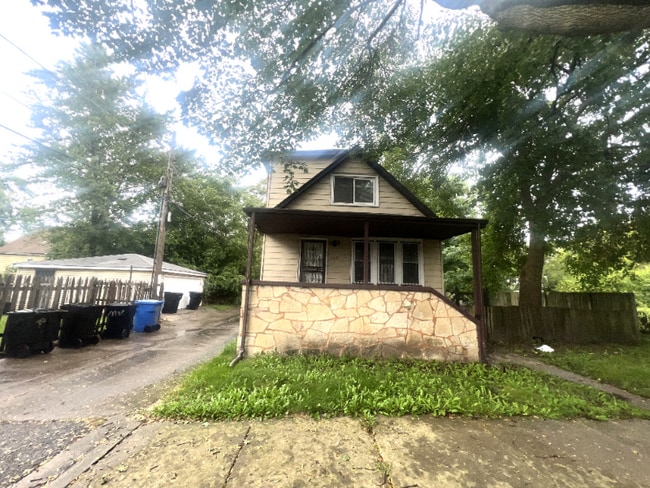 Primary Photo - 11615 S Harvard Ave