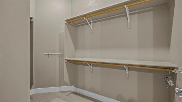 Building Photo - 1870 Wellington Ave