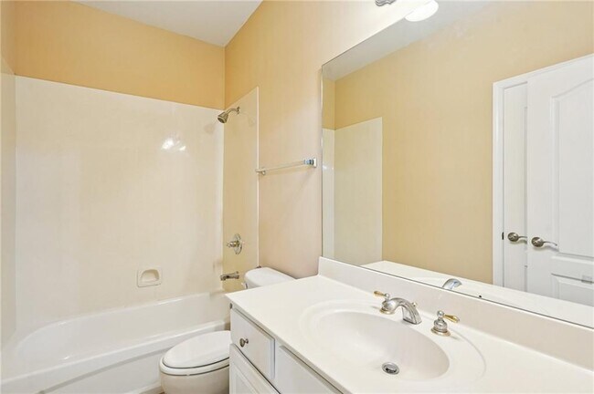 Building Photo - 2548 Gadsen Walk NW
