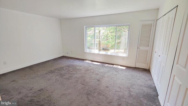 Building Photo - 1139 Thackary Ct