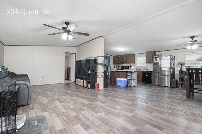 Building Photo - 234 Quail Dr