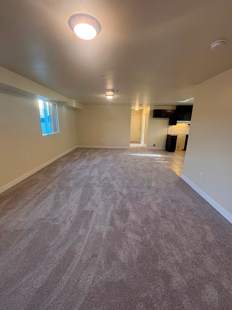 Building Photo - 213 W 82nd St