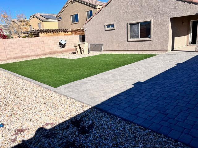 Building Photo - 5786 S 240th Dr