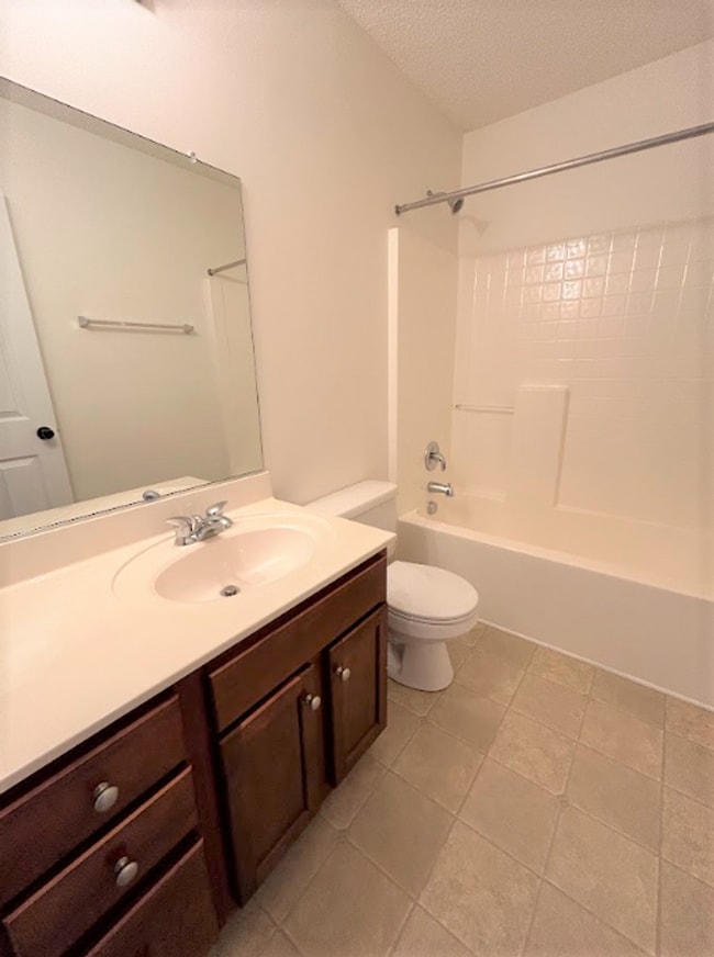 Building Photo - 109 Kensel Ct