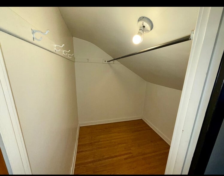 Building Photo - 91 Bloomfield Ave