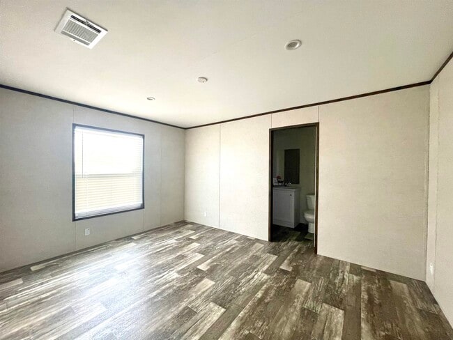 Building Photo - 4201 Santa Maria Ave