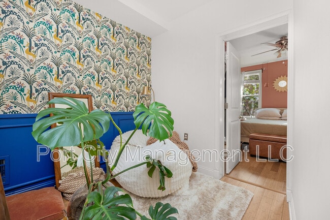 Building Photo - 210 S Bouldin St