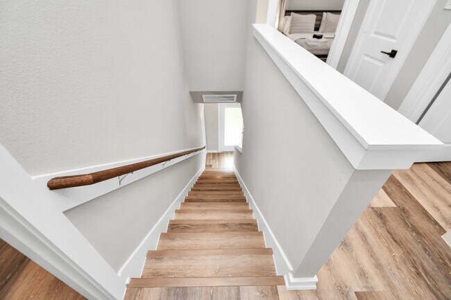 Building Photo - 407 Stonework Garden Ln