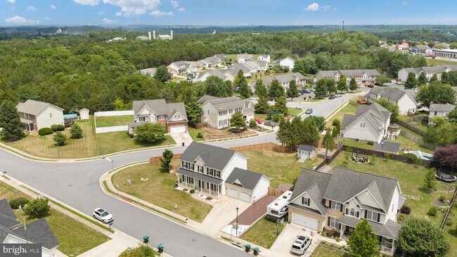 Building Photo - 677 Dellinger Dr