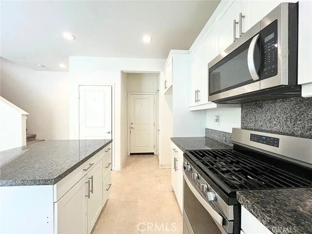Building Photo - 13819 Farmhouse Ave