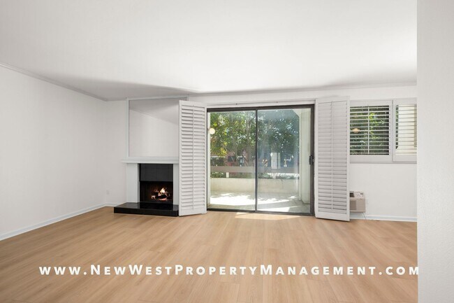 Building Photo - Lovely Marina District 2-bedroom at Park R...