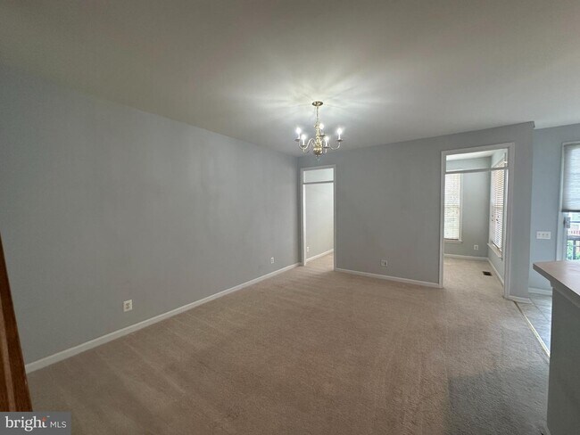 Building Photo - 45760 Smoketree Terrace