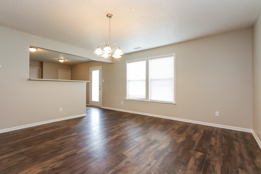 Building Photo - 8649 Hopewell Ct