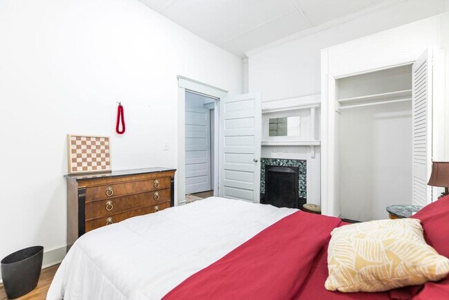 Building Photo - 1475 3rd St