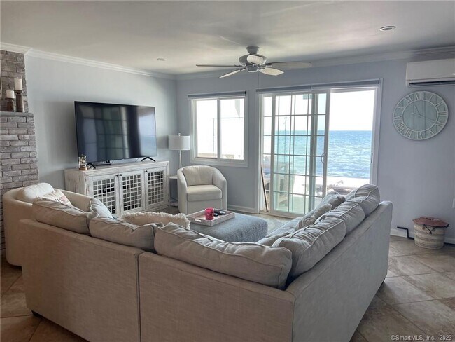 Building Photo - 145 Plum Bank Rd