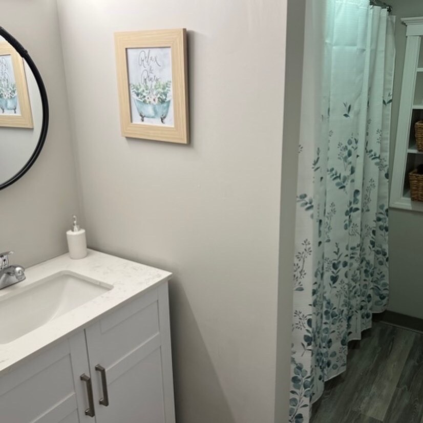 Building Photo - 14 1st St