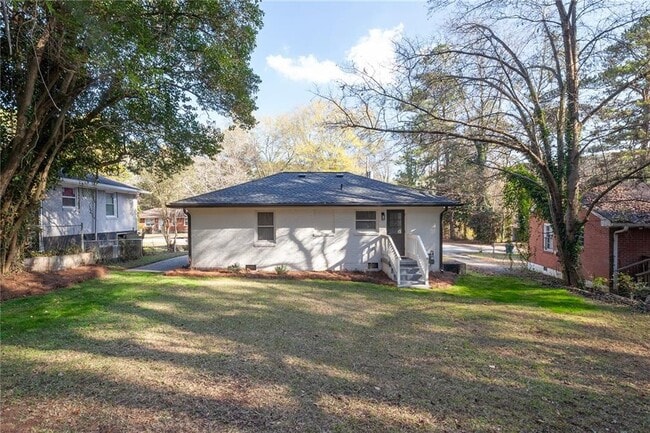 Building Photo - 2359 Polar Rock Ave SW