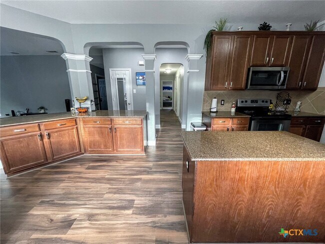 Building Photo - 5619 Tumbled Stone Dr