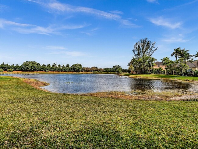 Building Photo - 754 Sunflower Cir