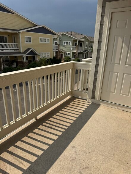 Building Photo - 9558 Pearl Cir