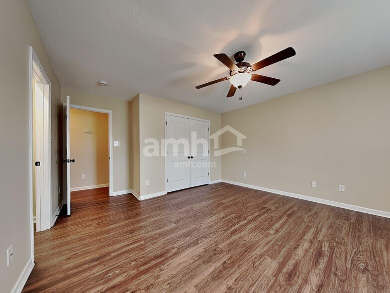Building Photo - 7904 Mill Park Ln