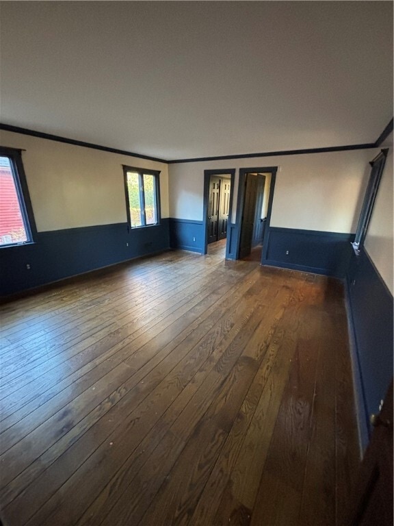 Building Photo - 930 W Bloomfield Rd