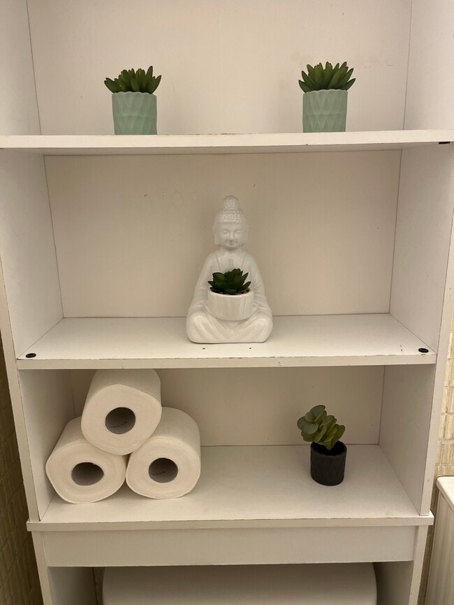 Building Photo - 55 Sea Park Blvd