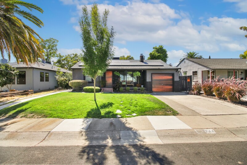 Primary Photo - 2744 60th St