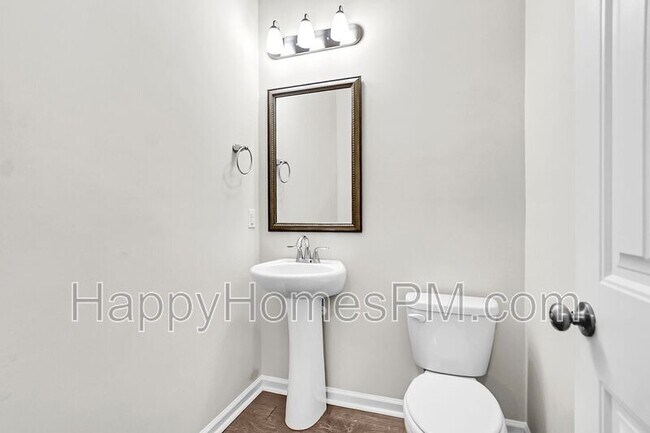 Building Photo - 1718 Emmets Rd