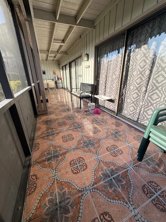 Building Photo - 821 Pinewood Ct