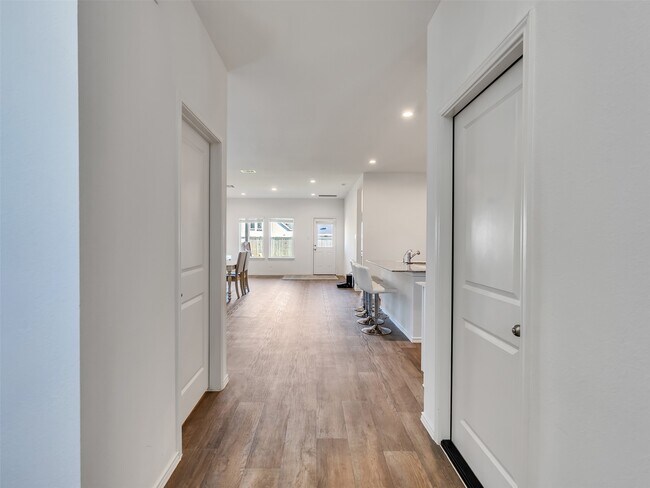 Building Photo - 30903 Brightwell Bnd