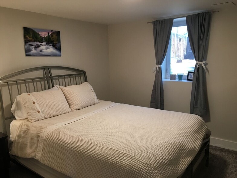 Building Photo - 1554 Osceola St