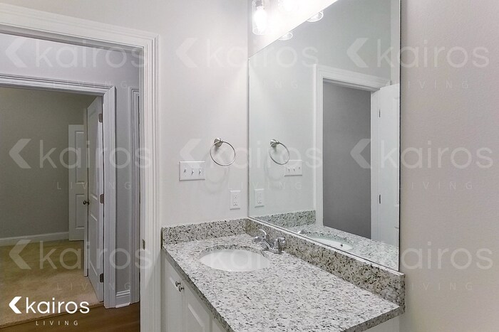 Building Photo - 4848 W Dacha Ln