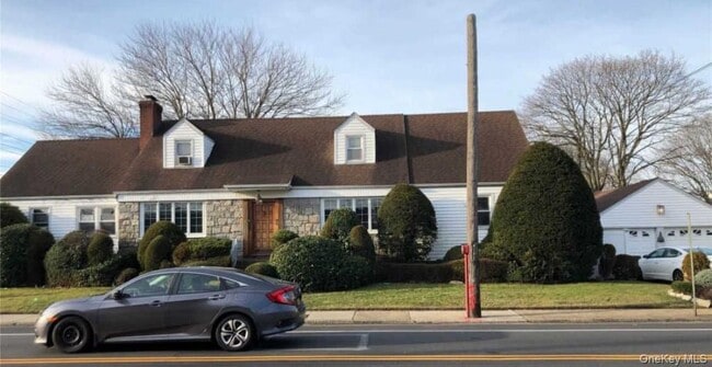 Building Photo - 336 Scranton Ave