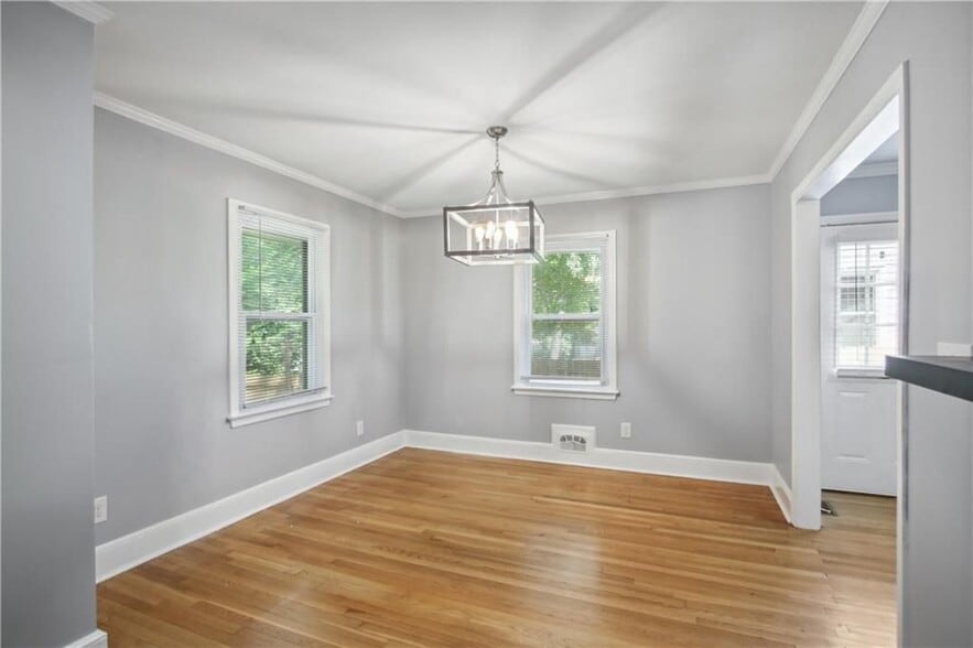 Building Photo - 153 Lindbergh Drive NE