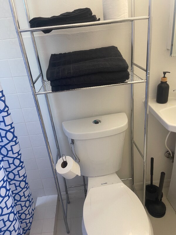 Building Photo - 18 NW 45th St