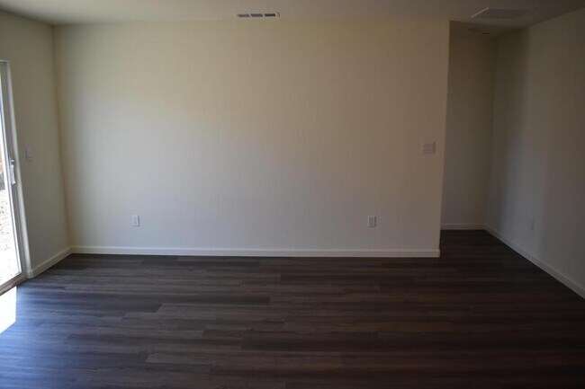 Building Photo - 1318 Eagle Ridge Court