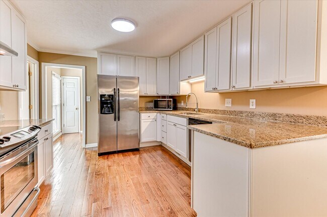 Building Photo - Home for Rent - 139 Spring Lakes Drive