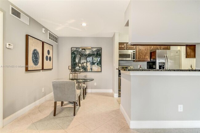 Building Photo - 6503 N Military Trl