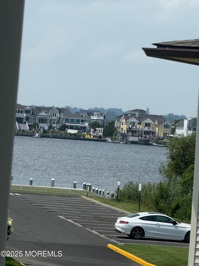Building Photo - 42 Wharfside Dr