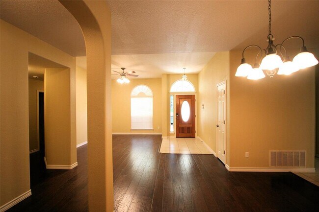 Building Photo - 14901 Staked Plains Loop