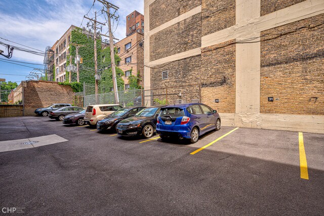 Building Photo - 420 W Aldine Ave