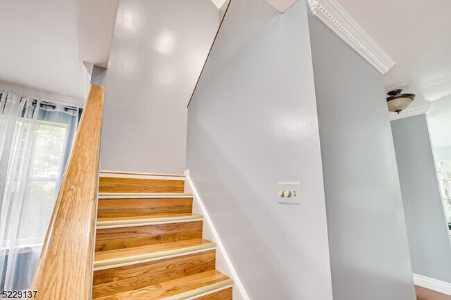 Building Photo - 131 Bonney Ct
