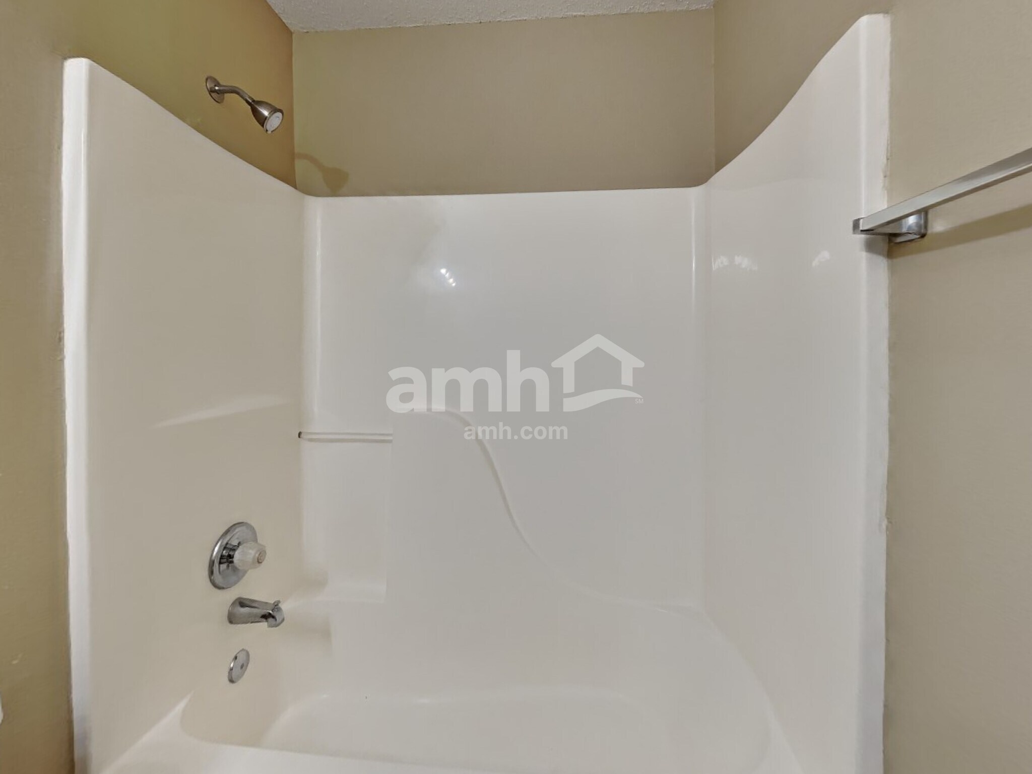 Building Photo - 358 Bent Stream Ln