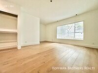 Building Photo - 939 Palm Ave. West Hollywood, CA 90069