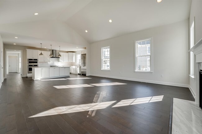 Building Photo - 22 Silent Nest Wy