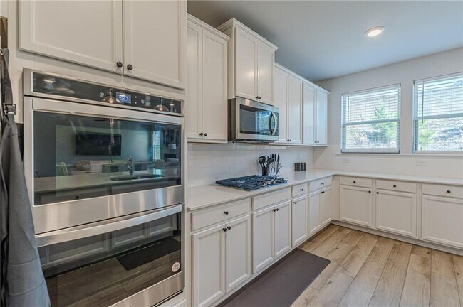 Building Photo - 4876 Elm Leaf Dr