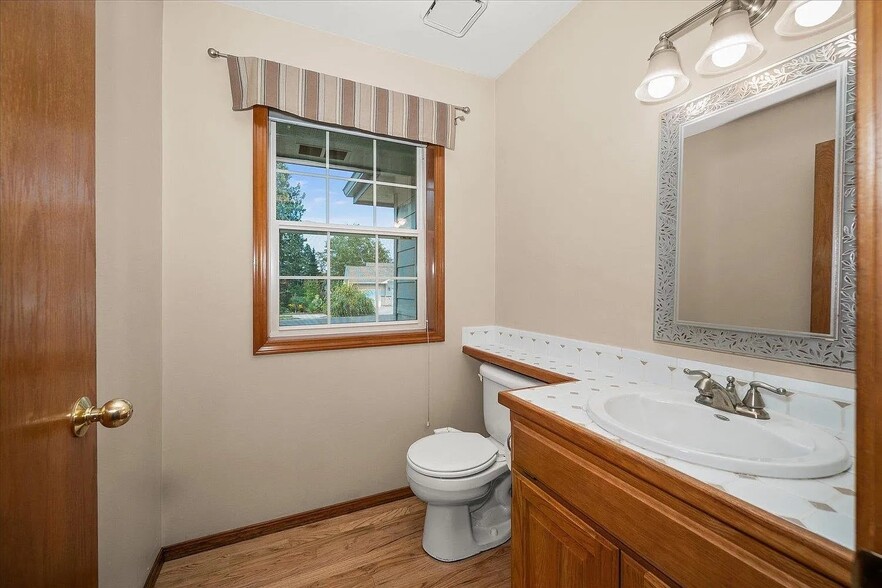 Building Photo - 3415 S Morrill Dr